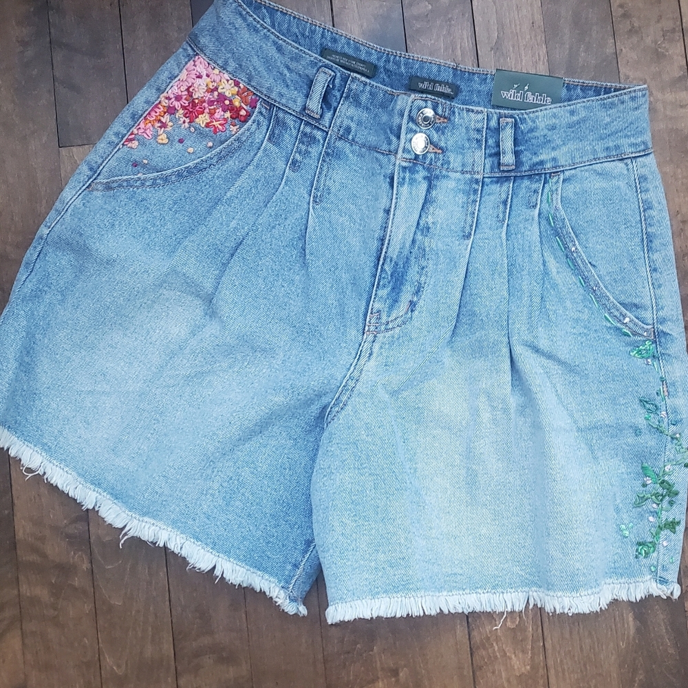 Hand Embroidered Wild Fable Pleated Floral Jean Shorts